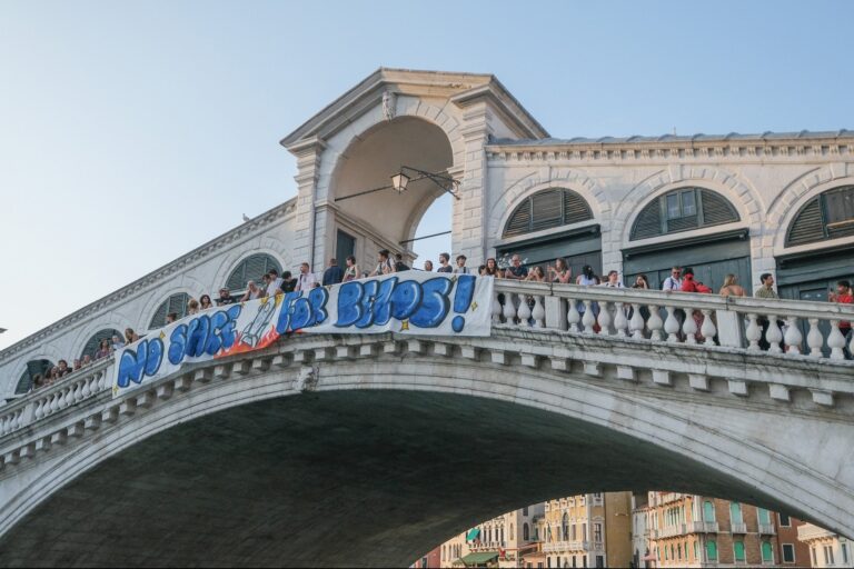 Bezos-Sánchez Wedding Draws Business, Protests to Venice