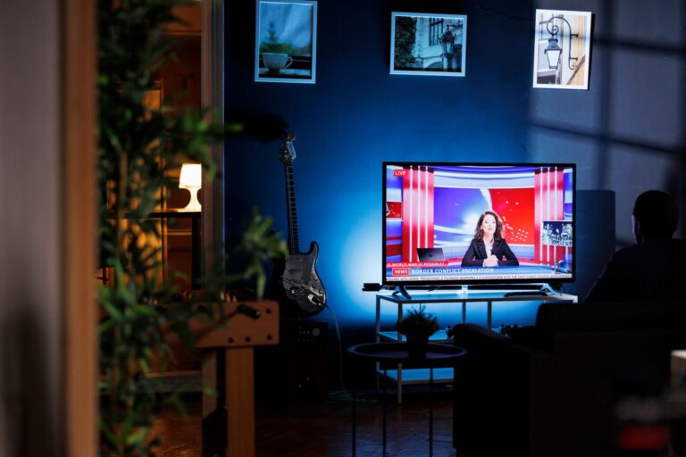 Streaming Has Finally Replaced Regular TV—Is It Weird I Want Cable Back?