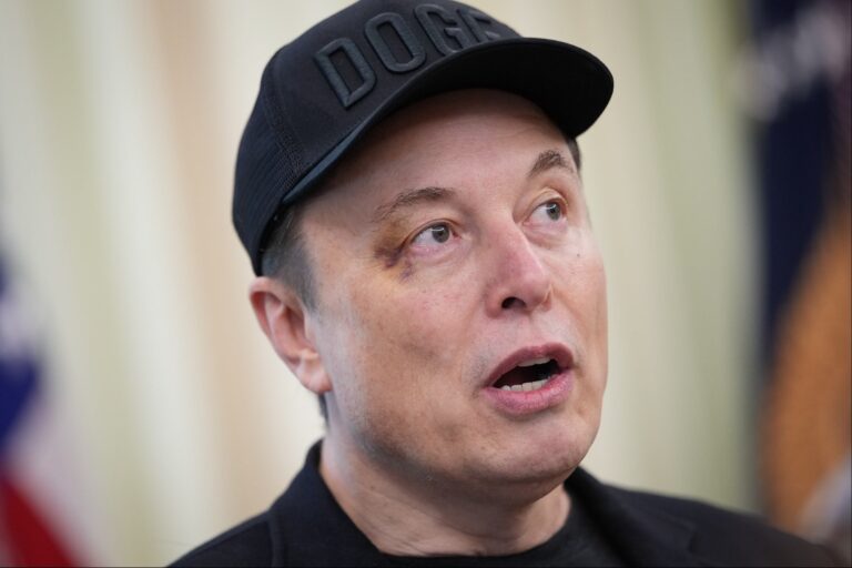 Tesla Debuts Self-Driving Robotaxis For the First Time
