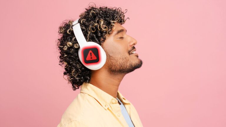 This Bluetooth Flaw Turns Popular Headphones Into Eavesdropping Devices