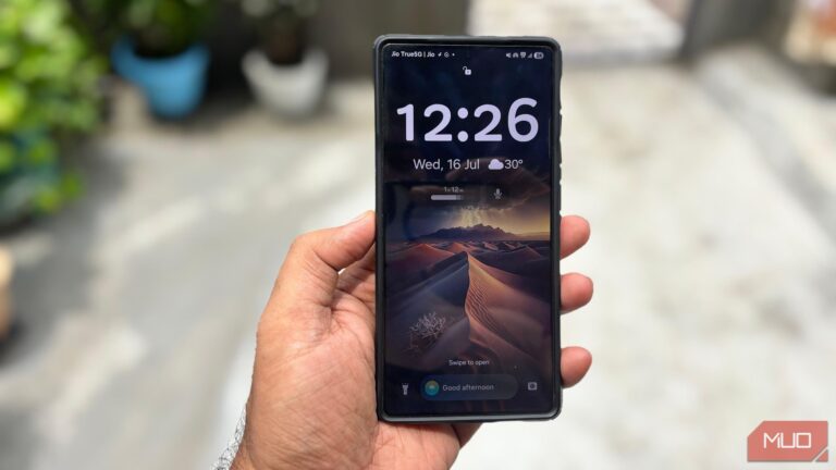 6 Smartphone Settings That Instantly Upgrade Group Photos