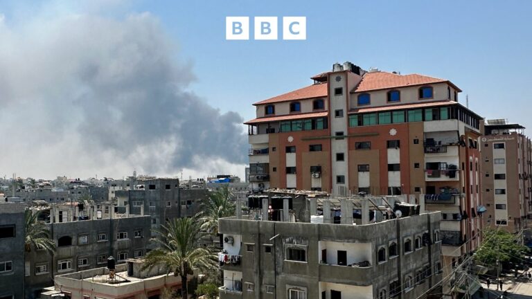 BBC World Service - Global News Podcast, Israel launches ground and air assault on Gaza's Deir al-Balah
