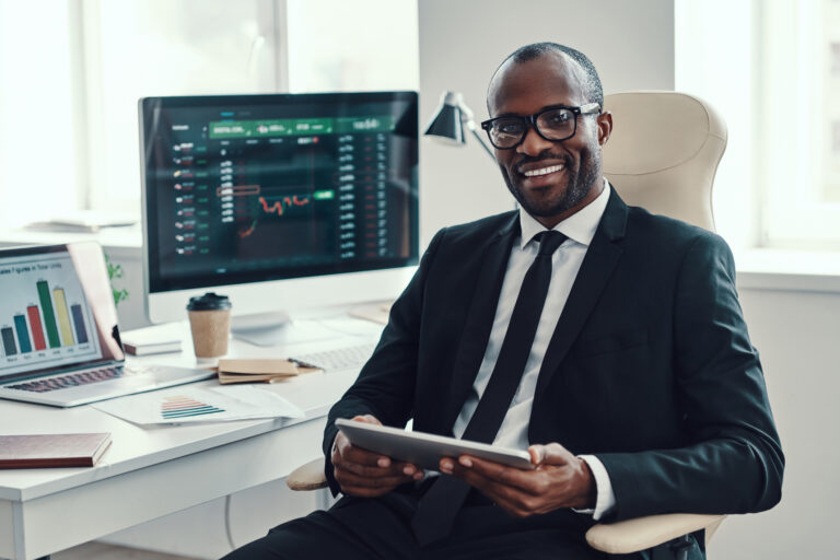 Got $250 a Month? Here's How Much That Could Grow to Over the Next 10, 20, and 30 Years by Investing in This Top Vanguard ETF.