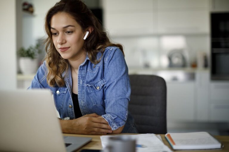 Have $10K, $30K, or $50K in Cash? Here’s Where It Can Earn the Most Right Now Have $10K, $30K, or $50K in Cash? Here's Where It Can Earn the Most Right Now