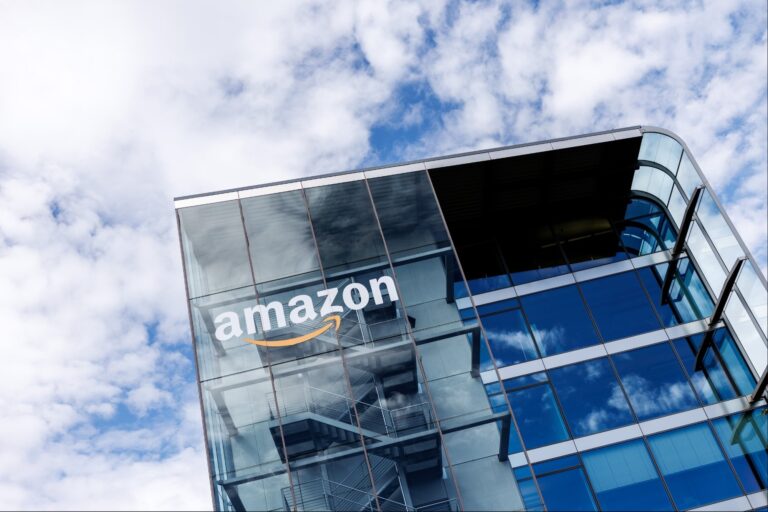 How Much Do Amazon Employees Make? Salaries Revealed