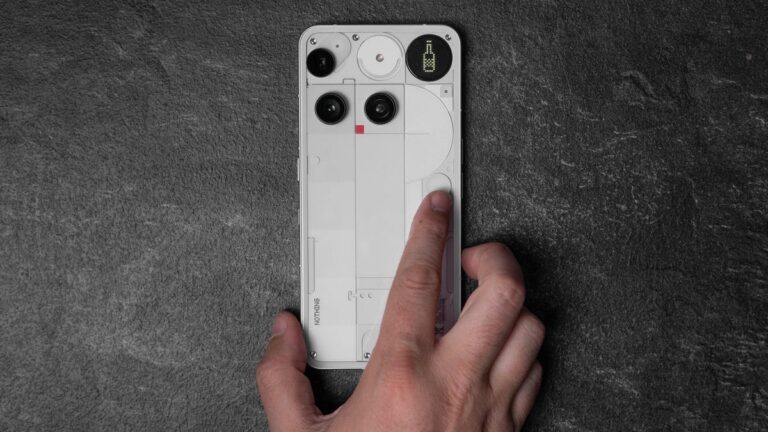I Tried the Nothing Phone 3 and It Definitely Didn't Live Up to the Hype