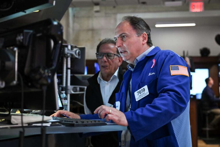 Nasdaq Closes at New High as Nvidia Leads Tech Rally; S&P Backs Off Record as Bank Stocks Slump