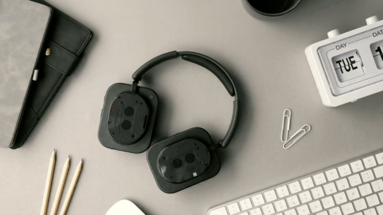 Nothing Headphone (1) reviews: Find out what critics are saying