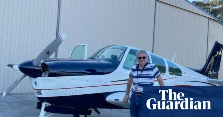 Pilot David Stephens couldn’t have survived plane crash in remote NSW Snowy Mountains, police say | New South Wales