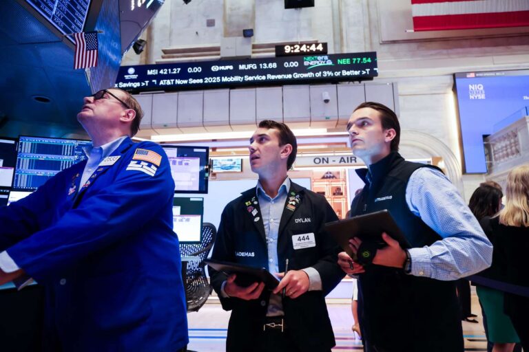 S&P 500, Nasdaq Hit New Highs as Stocks Rise on Trade Deal Optimism Ahead of Big Tech Earnings