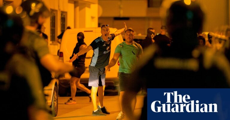 Several people injured in second night of anti-migrant unrest in Spanish town | Spain