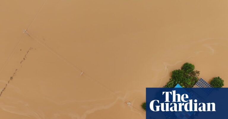 South Korea rains: week’s death toll rises to 14 with more missing | South Korea