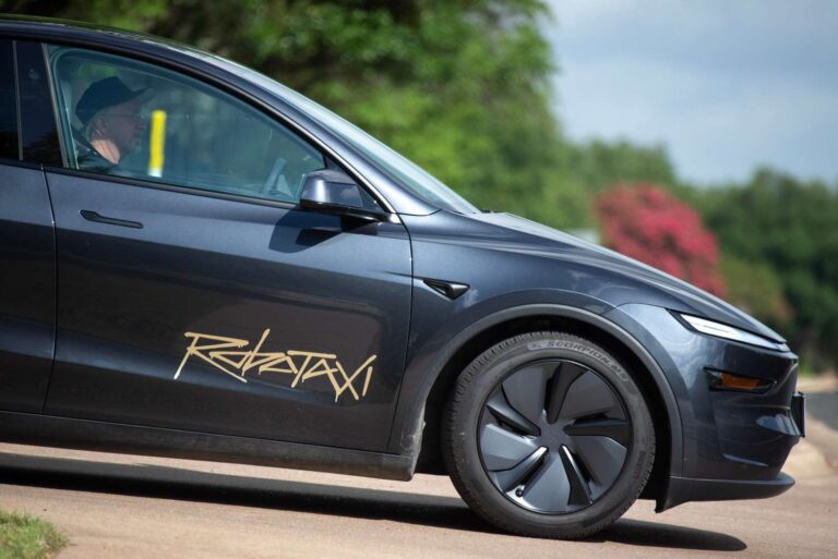 Tesla Could Roll Out Robotaxis in San Francisco Soon. Its Stock Is Surging.