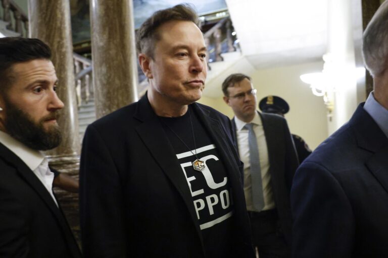 Tesla Stock Tumbles After Trump Criticizes Musk's 'America Party'
