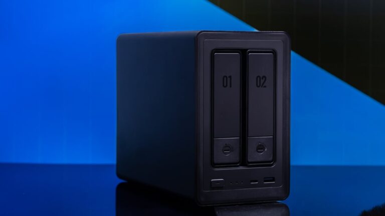 Ugreen NASync DXP2800 Review: A Decent Way to Ditch Cloud Storage