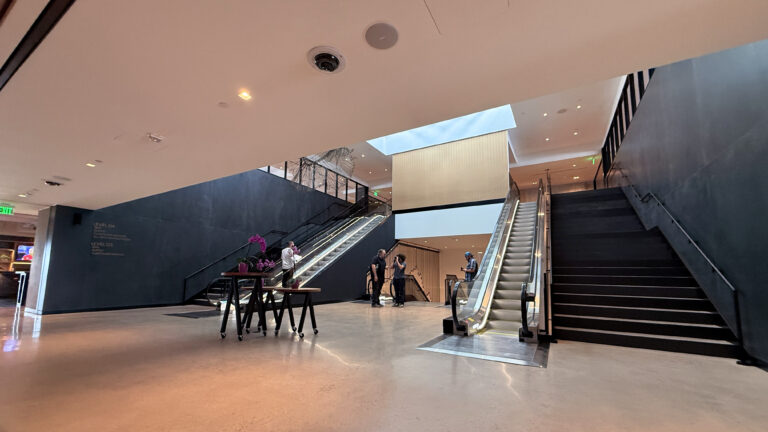 The new United Club at Denver International Airport Terminal B, near Gate 32.