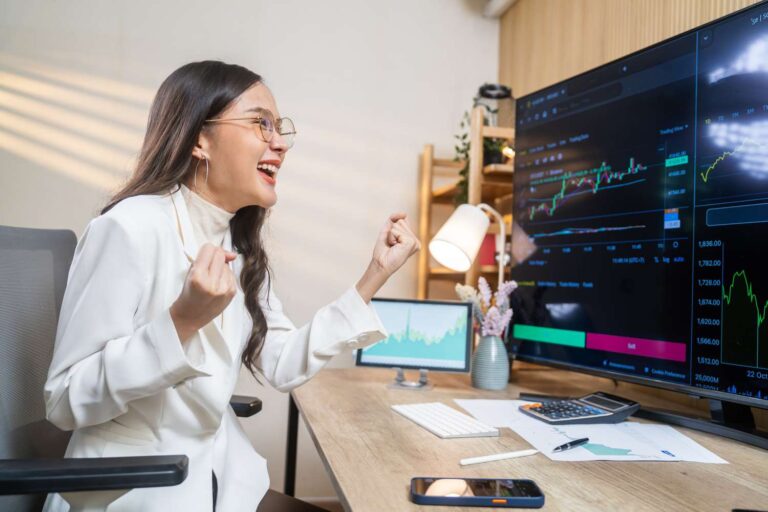 Are AI Stocks the Next Pets.com? Key Bubble Indicators Investors Should Watch