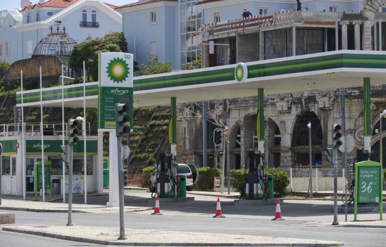 BP Says Reservoir Discovered Off Coast of Brazil Is Largest in 25 Years