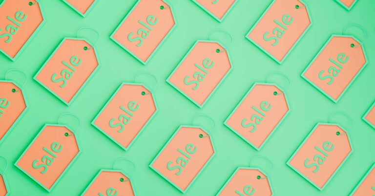 Best Discounts for Teachers (2025): Deals on School Supplies, Tech, and More