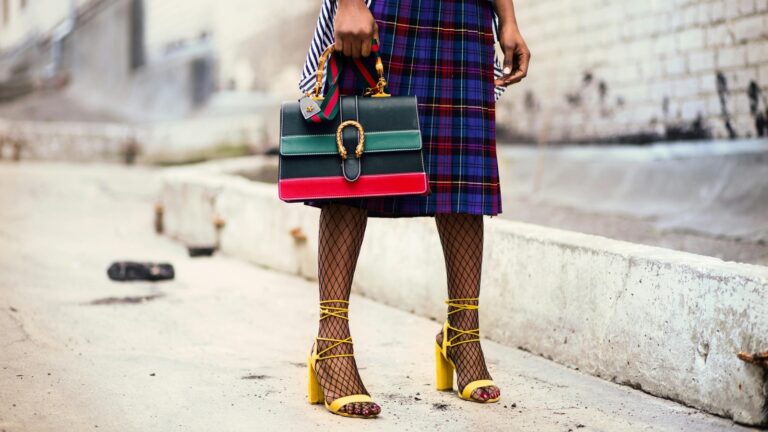Fashion stylist reveals 10 ‘harsh’ styling truths Indian women don't want to hear | Fashion Trends
