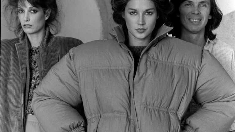 Perry Ellis (R) with models in his fall 1978 ready to wear advance.