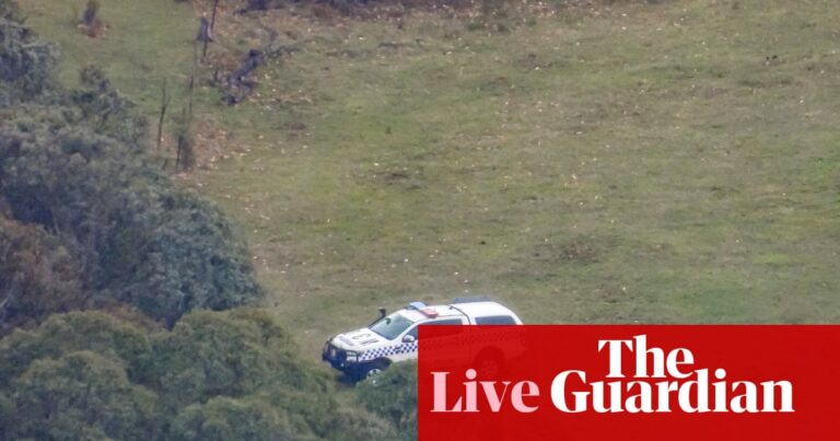 Porepunkah shooting live: Victoria police say suspect on the run has several powerful firearms and ‘understands bushcraft well’ | Porepunkah shooting