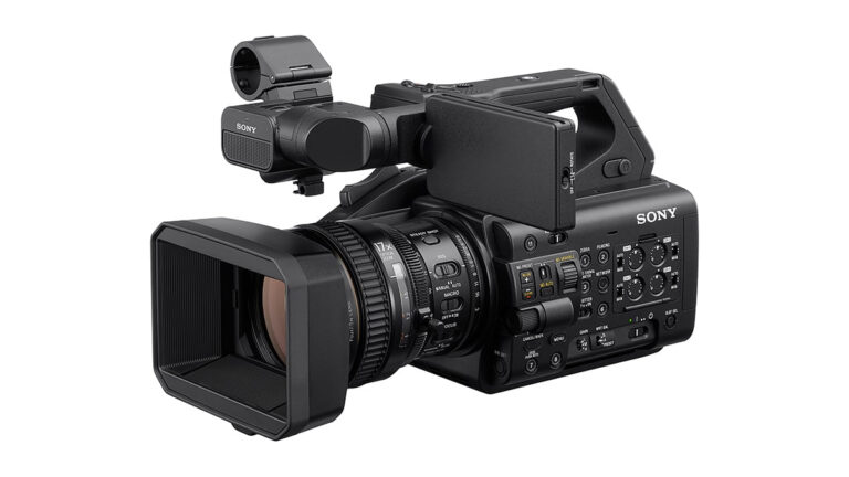 Sony launches new 4K three-sensor PXW-Z300 XDCAM camcorder Sony launches new 4K three-sensor PXW-Z300 XDCAM camcorder