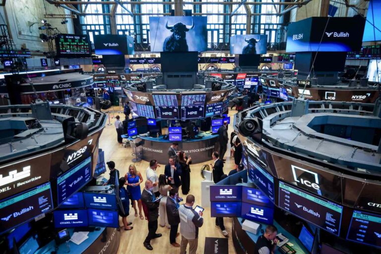 Stock Futures Holding Steady After Two Straight Days of Record Highs for S&P 500