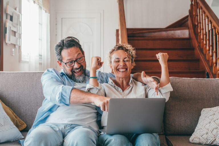 The Best Growth Stock ETF to Invest $100 in Right Now