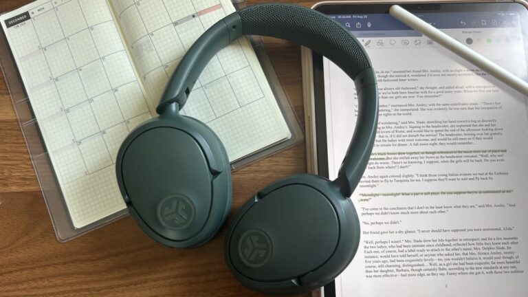 The best headphones for students: Our top 4 picks for back-to-school season