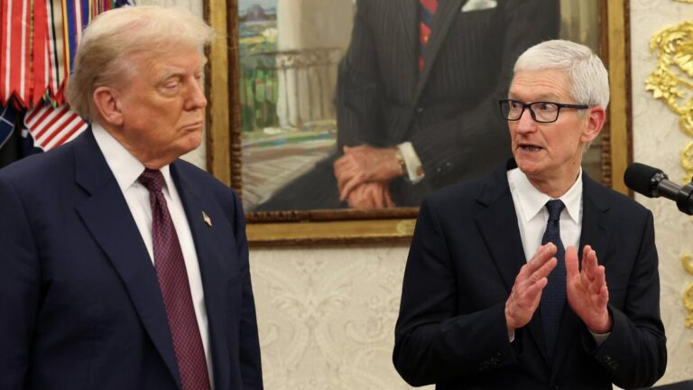 Trump: Get Ready for 100% Tariffs on Foreign Chips