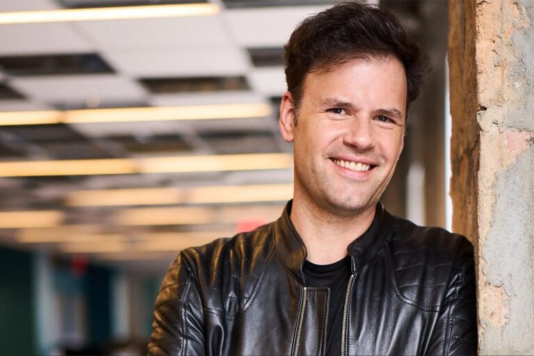 What's Really Inside Your Supplements? This Founder Is Uncovering the Truth Behind the $180 Billion Industry