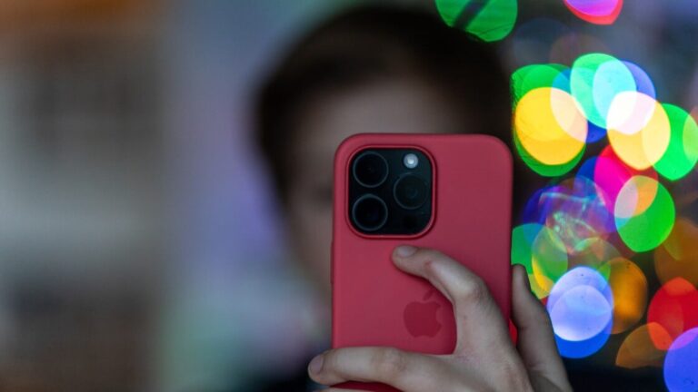 YouTube Now Guesses Your Age Using AI, Petition Against It Gains Steam