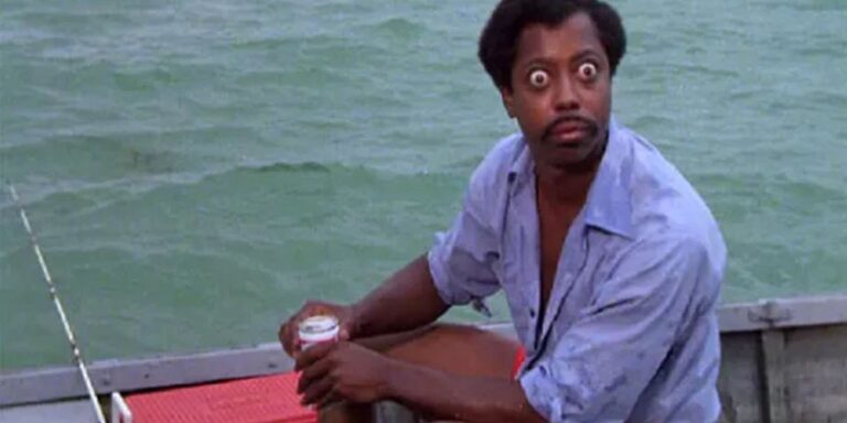 6 Movie Extras Who Stole the Spotlight 6 Movie Extras Who Stole the Spotlight