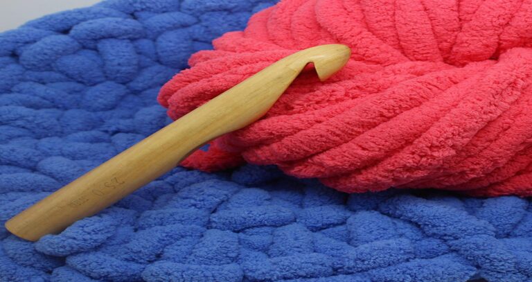 Cheap chunky yarn in bulk: A complete buying guide for crafting lovers