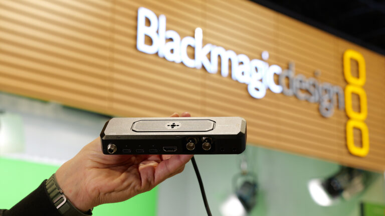 Blackmagic Pro Dock for iPhone 17 Announced – Pro Connectivity for Mobile Filmmakers