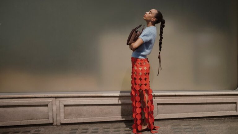 British Talent Beka Breaks Into Song for Radley London’s New Campaign British singer-songwriter Beka is the star of Radley's new campaign, which breaks this week as part of a major marketing push from the brand.
