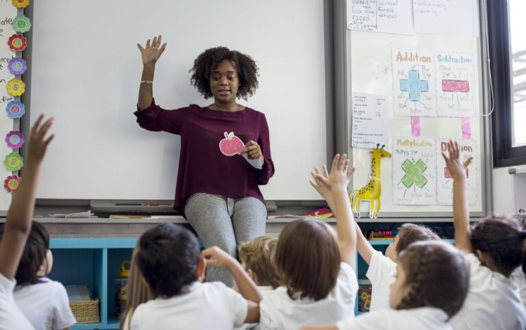College Graduates in This Profession Now Earn 27% Less Than Peers—A Record-Breaking Income Gap