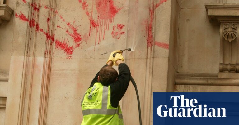 Ministers plan to allow naming and shaming of offenders completing community sentences | UK criminal justice Ministers plan to allow naming and shaming of offenders completing community sentences | UK criminal justice