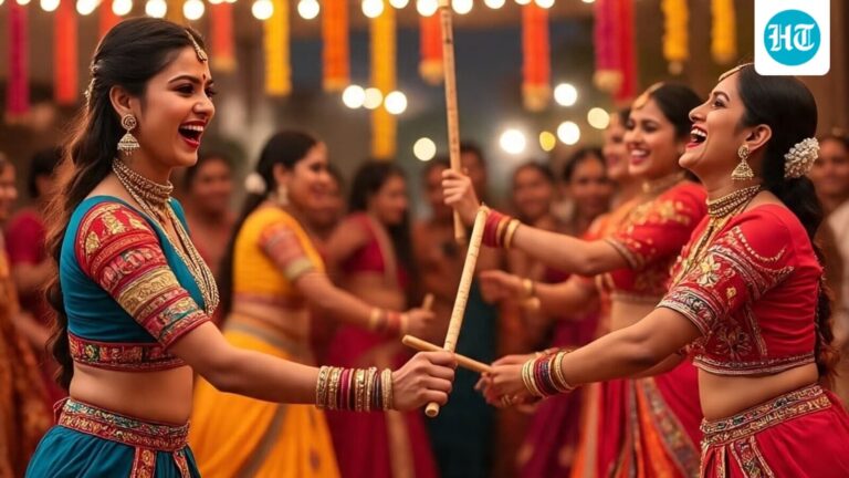 Navratri 2025: Top makeup looks and accessories to try this festive season for garba nights and pandal hopping Navratri 2025: Top makeup looks and accessories to try this festive season for garba nights and pandal hopping