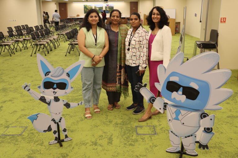 Sarala with RVP during Agent Learning Day.