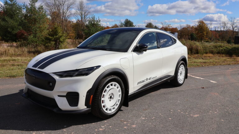 US Electric Car Sales Hit Record High in August, But It Might Not Last