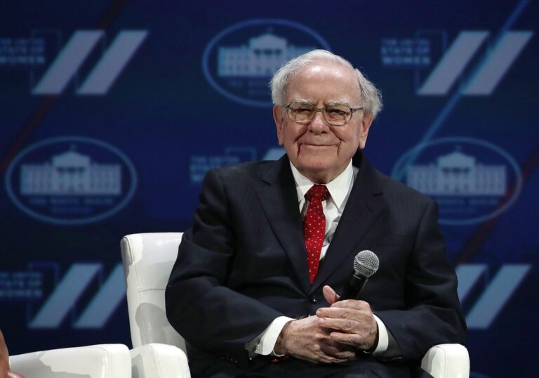 Warren Buffett Warns of ‘Terrible Mistake’ Many Investors Make, Urges Caution Warren Buffett Warns of 'Terrible Mistake' Many Investors Make, Urges Caution