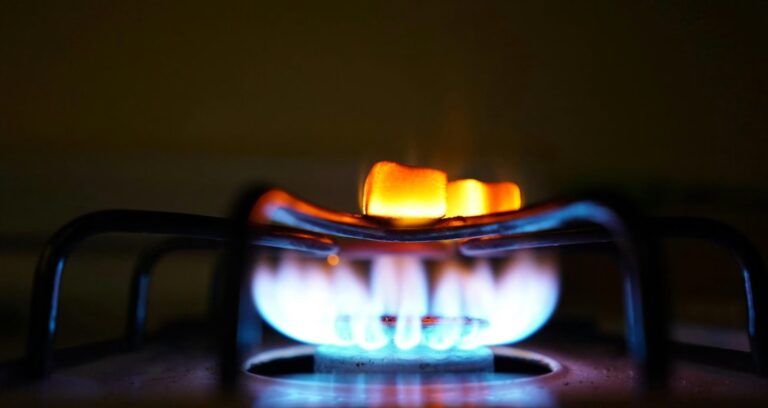 Why September is the best month to cut your bills: Follow these tips and save up to £1,200 per year