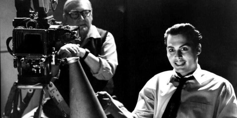 10 Brilliant Movies About Movies Every Cinephile Should Watch 10 Brilliant Movies About Movies Every Cinephile Should Watch
