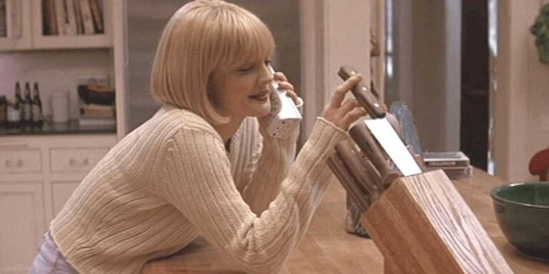 11 Unforgettable Phone Calls in Film History