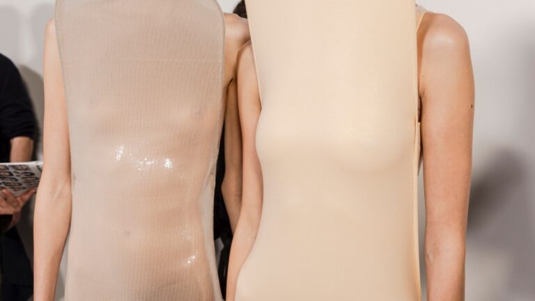 Courrèges Spring 2026 Ready-to-Wear Runway, Fashion Show & Collection Review Courrèges Spring 2026 Ready-to-Wear Runway, Fashion Show & Collection Review