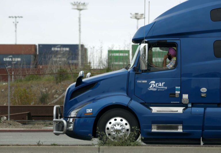 Fed's Beige Book Report Finds A Stalled Job Market