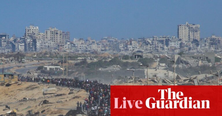 Palestinians begin journey to Gaza’s north as Israel says ceasefire now in effect – live | Israel Palestinians begin journey to Gaza’s north as Israel says ceasefire now in effect – live | Israel