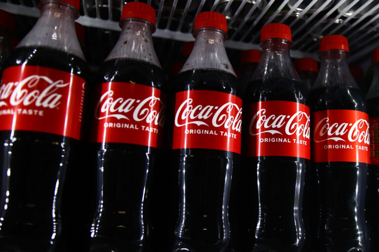 Why I Keep Buying This Magnificent Warren Buffett Dividend Stock to Help Satisfy My Thirst for More Passive Income